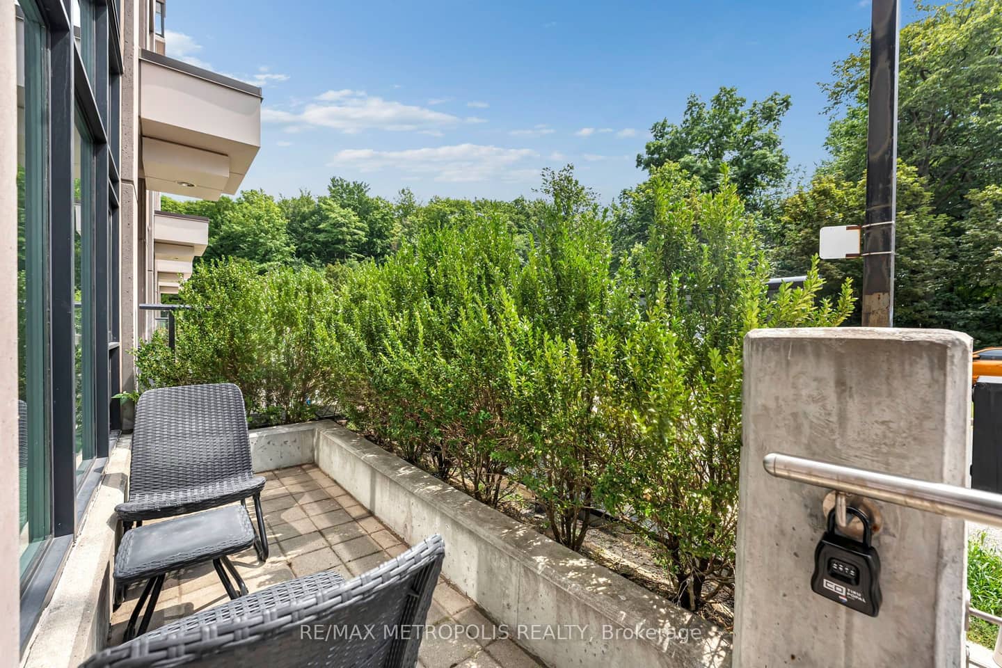 180 Borough Drive, Toronto, ON M1P 0B5