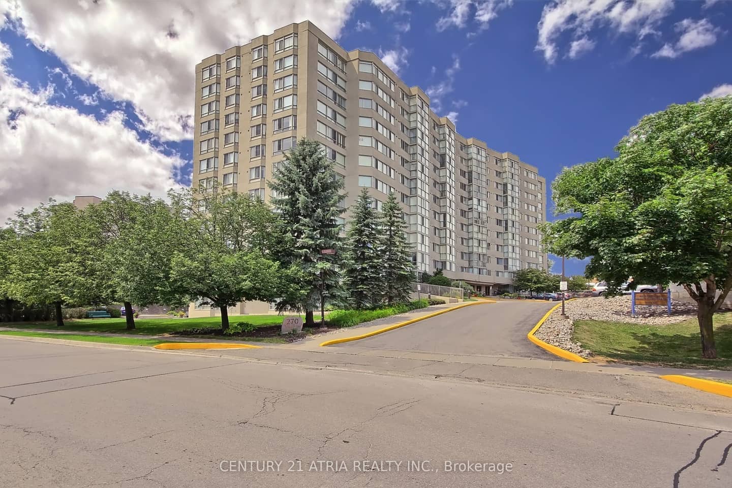 270 Davis Drive 309, Newmarket, ON L3Y 8K2