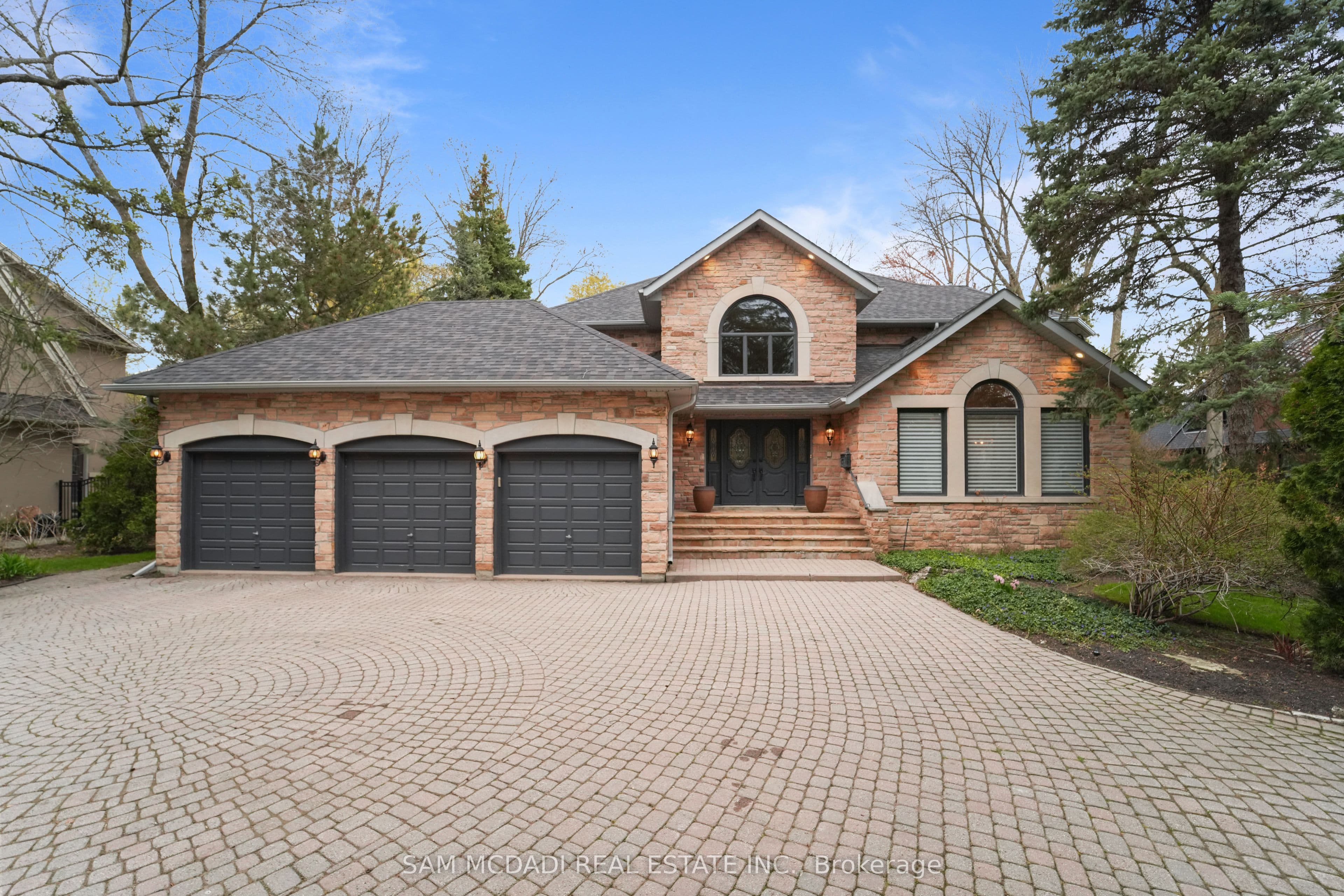 495 Meadow Wood Road, Mississauga, ON L5J 2S4
