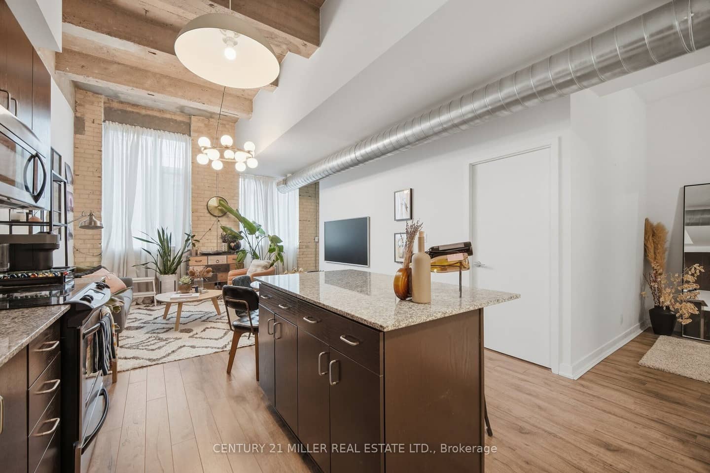 201 Carlaw Avenue 123, Toronto, ON M4M 2S3
