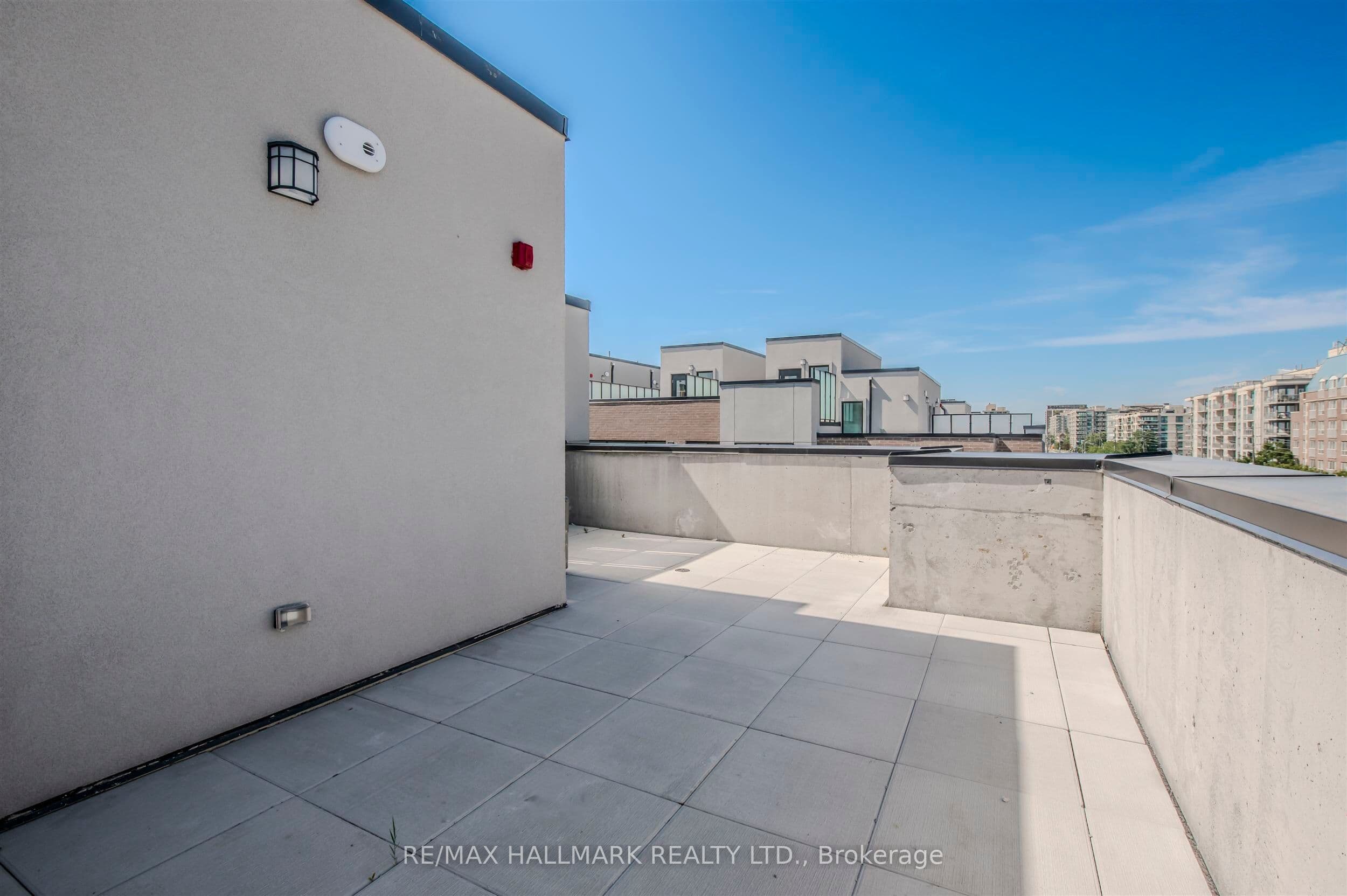 35-851 Sheppard Avenue W 4, Toronto, ON M3H 0G2