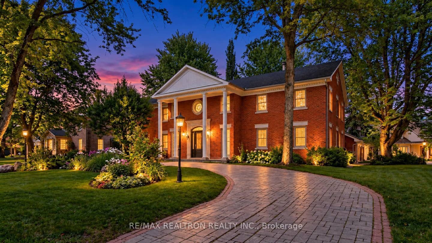 17 Old English Lane, Markham, ON L3T 2V1