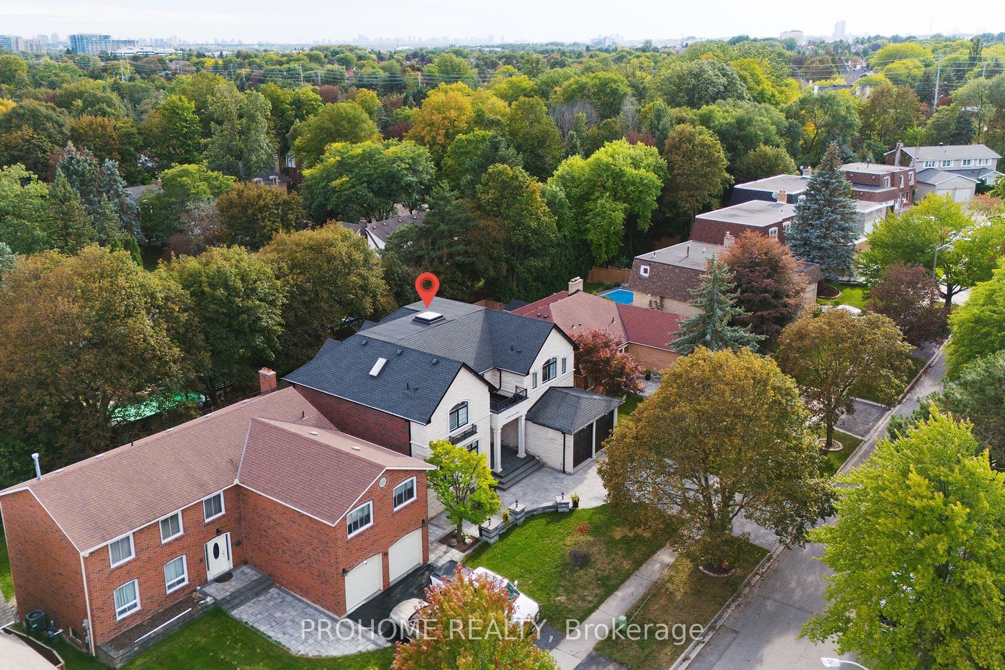 96 Briarwood Road, Markham, ON L3R 2X3