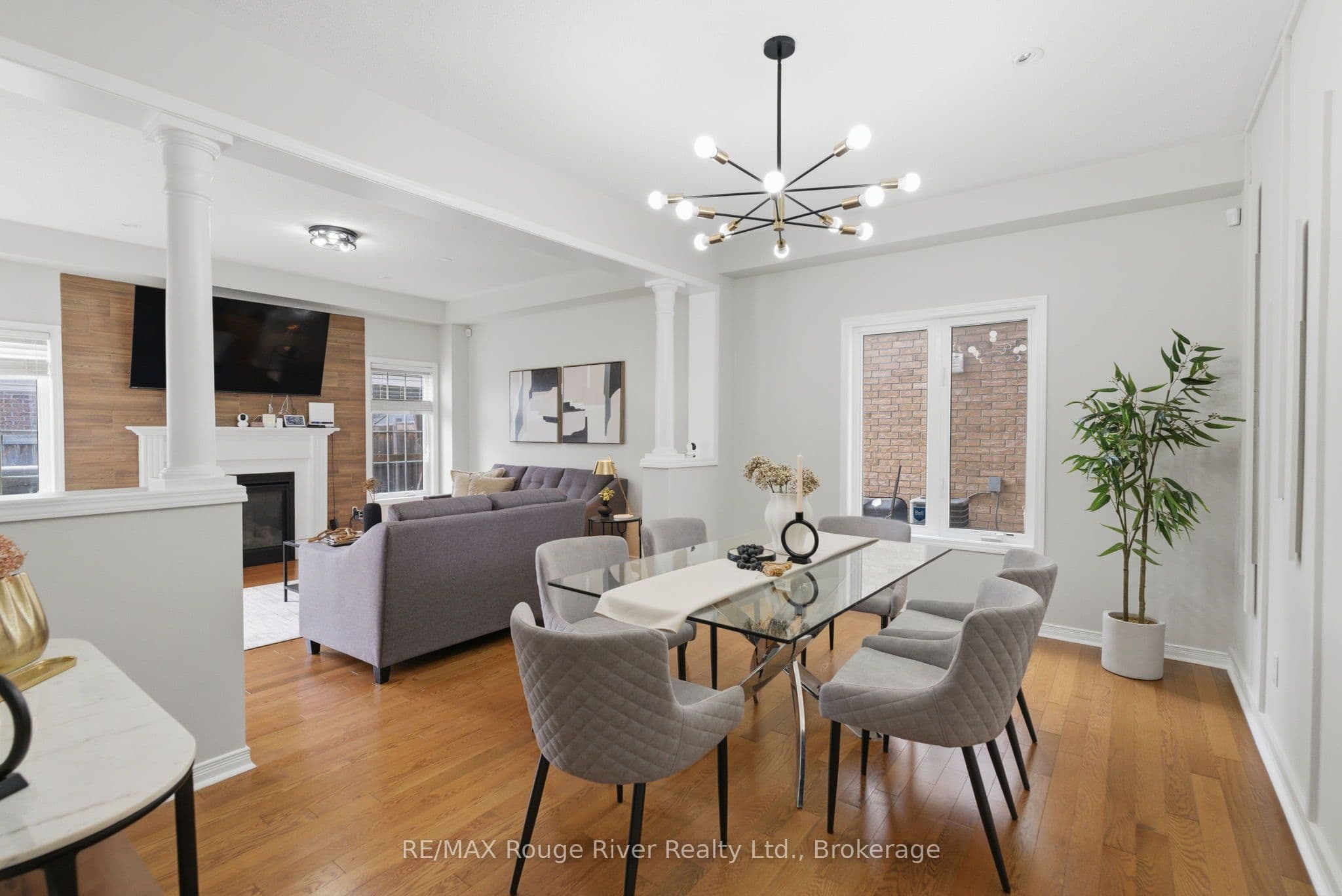 86 Edwin Carr Street, Clarington, ON L1C 0R4