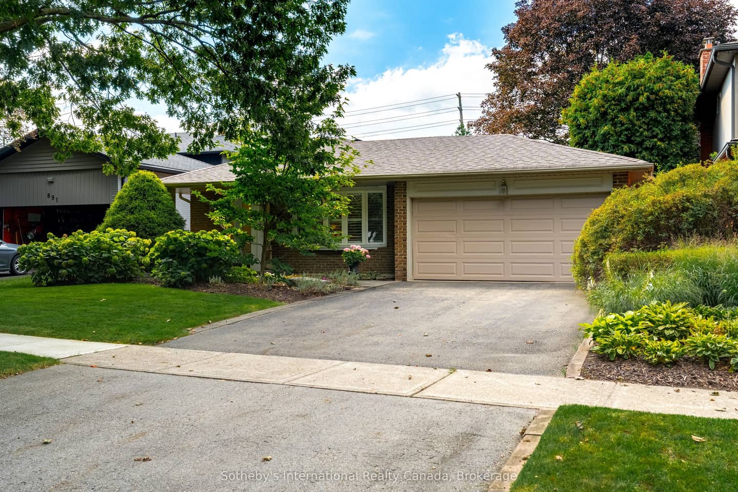 885 Fletcher Valley Crescent, Mississauga, ON L5J 2X6