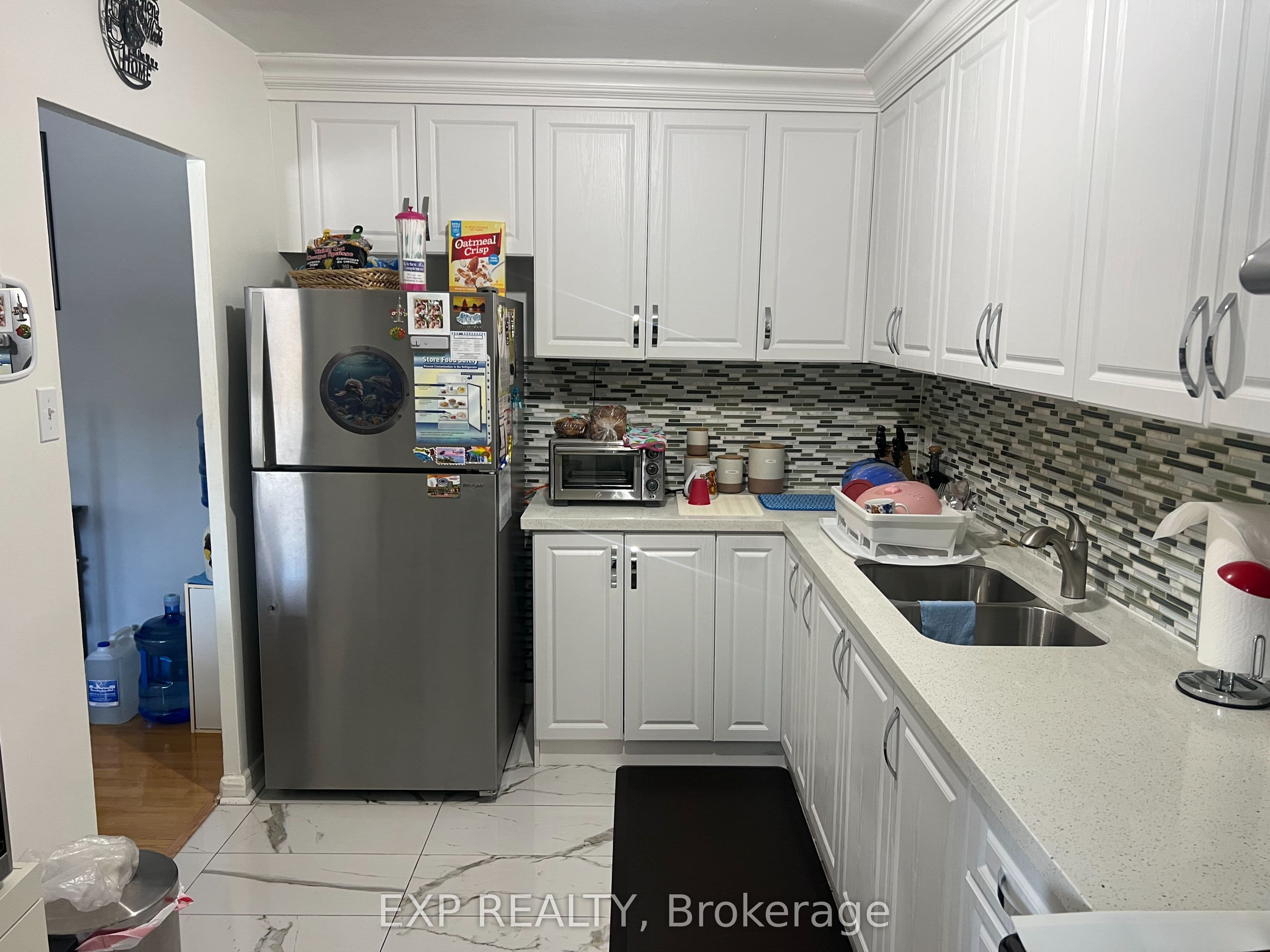 1660 Bloor Street 208, Mississauga, ON L4X 1R9
