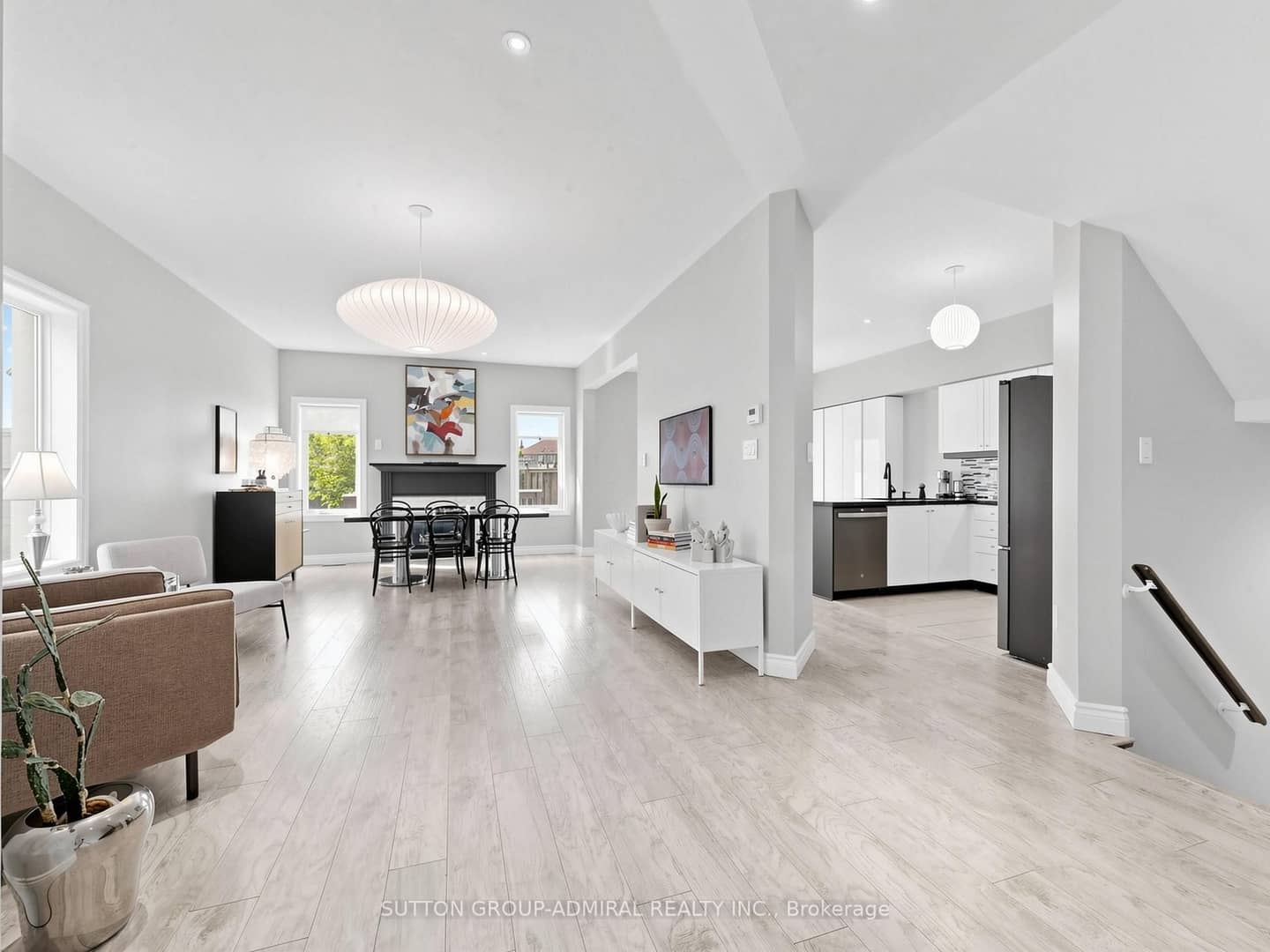 10 Silver Oaks Boulevard, Vaughan, ON L4H 1X5