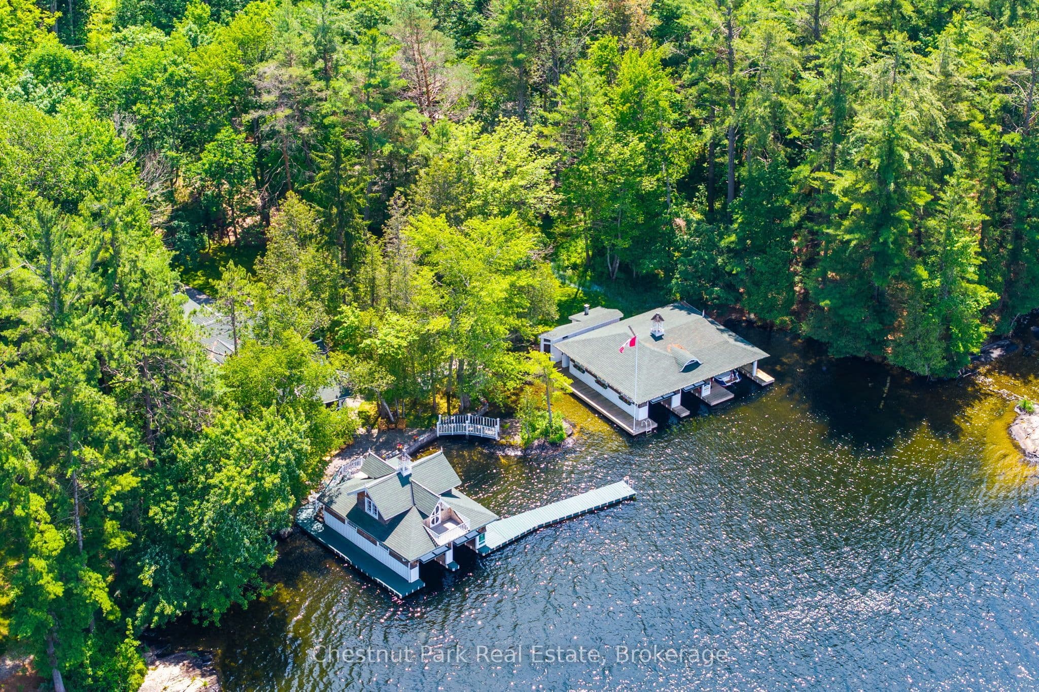 1052 Longhurst Road 22, Muskoka Lakes, ON P0B 1J0