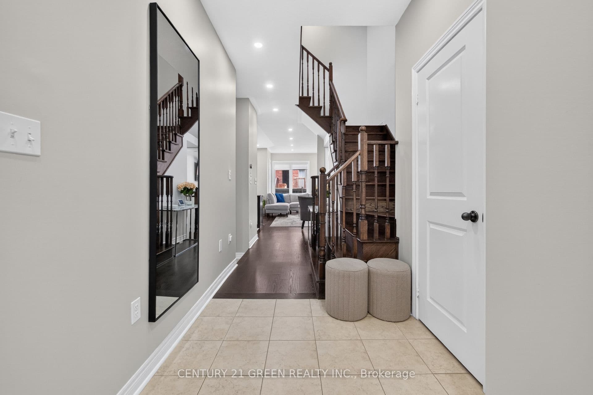 27 NW Padbury Trail, Brampton, ON L7A 4V2