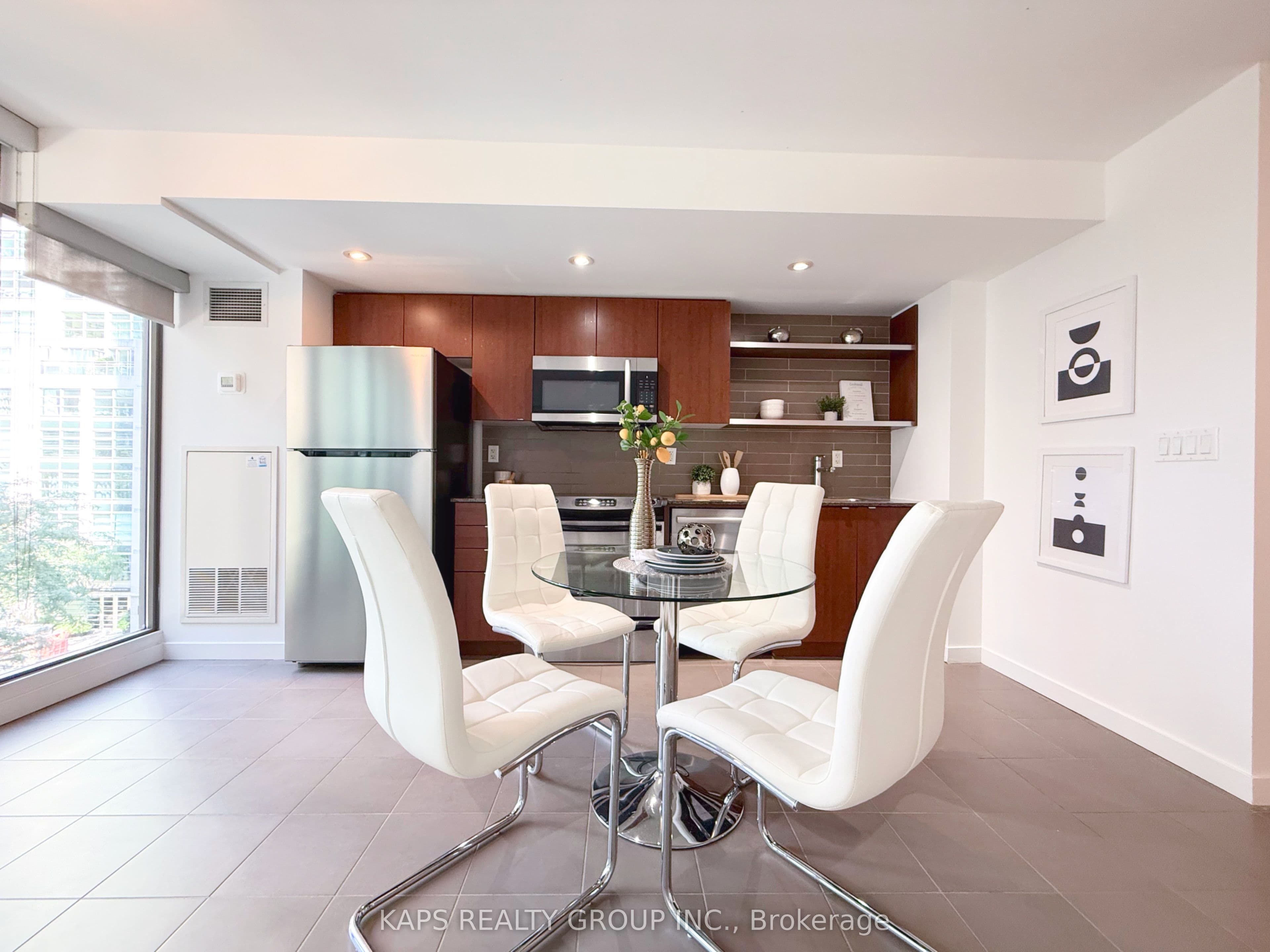 33 Lombard Street 410, Toronto, ON M5C 3H8