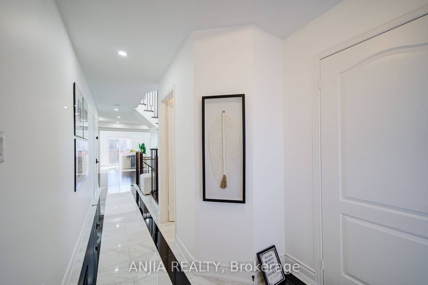 28 Grandwood Avenue, Whitchurch-Stouffville, ON L4A 0M6