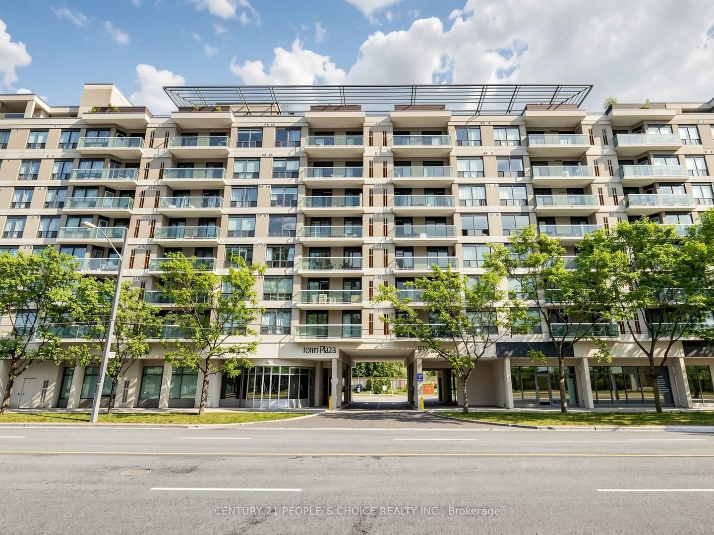 935 Sheppard Avenue W 603, Toronto, ON M3H 2T7
