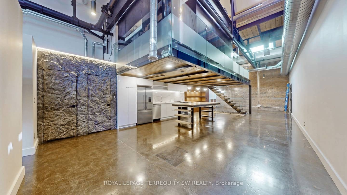 326 Carlaw Avenue 124, Toronto, ON M4M 3N8