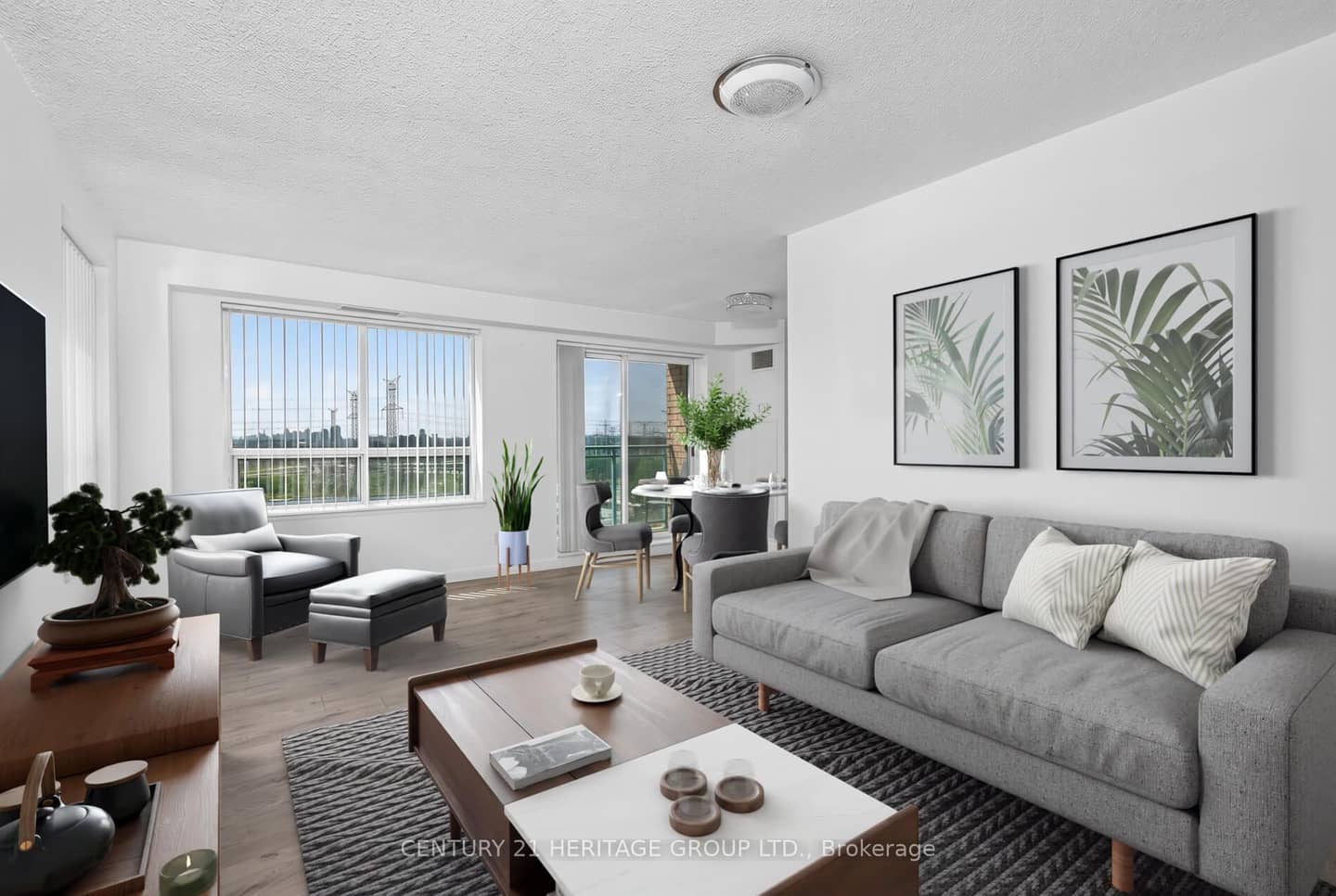 39 Oneida Crescent 1017, Richmond Hill, ON L4B 4T9