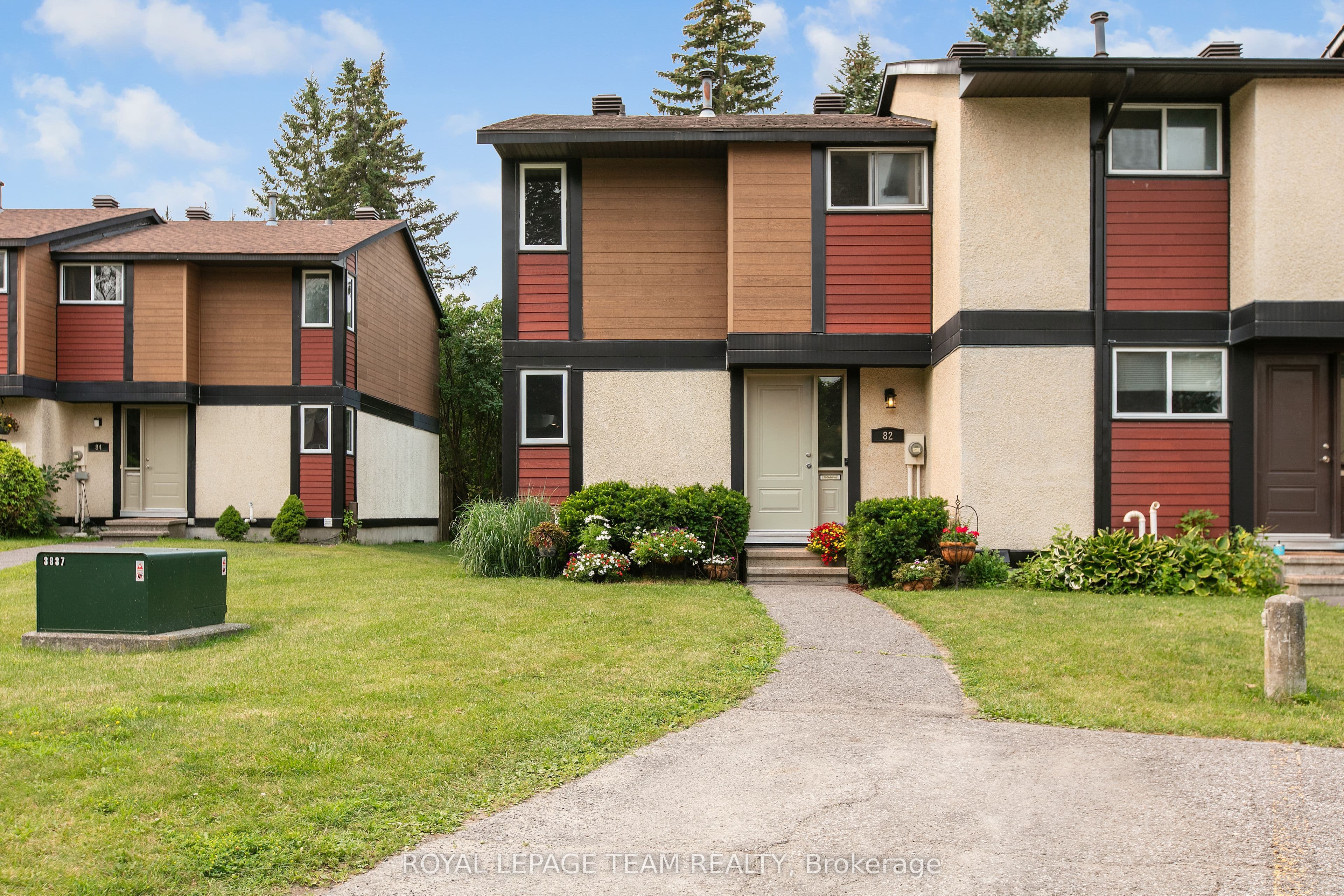 82 McClintock Way 68, Kanata, ON K2L 2A2