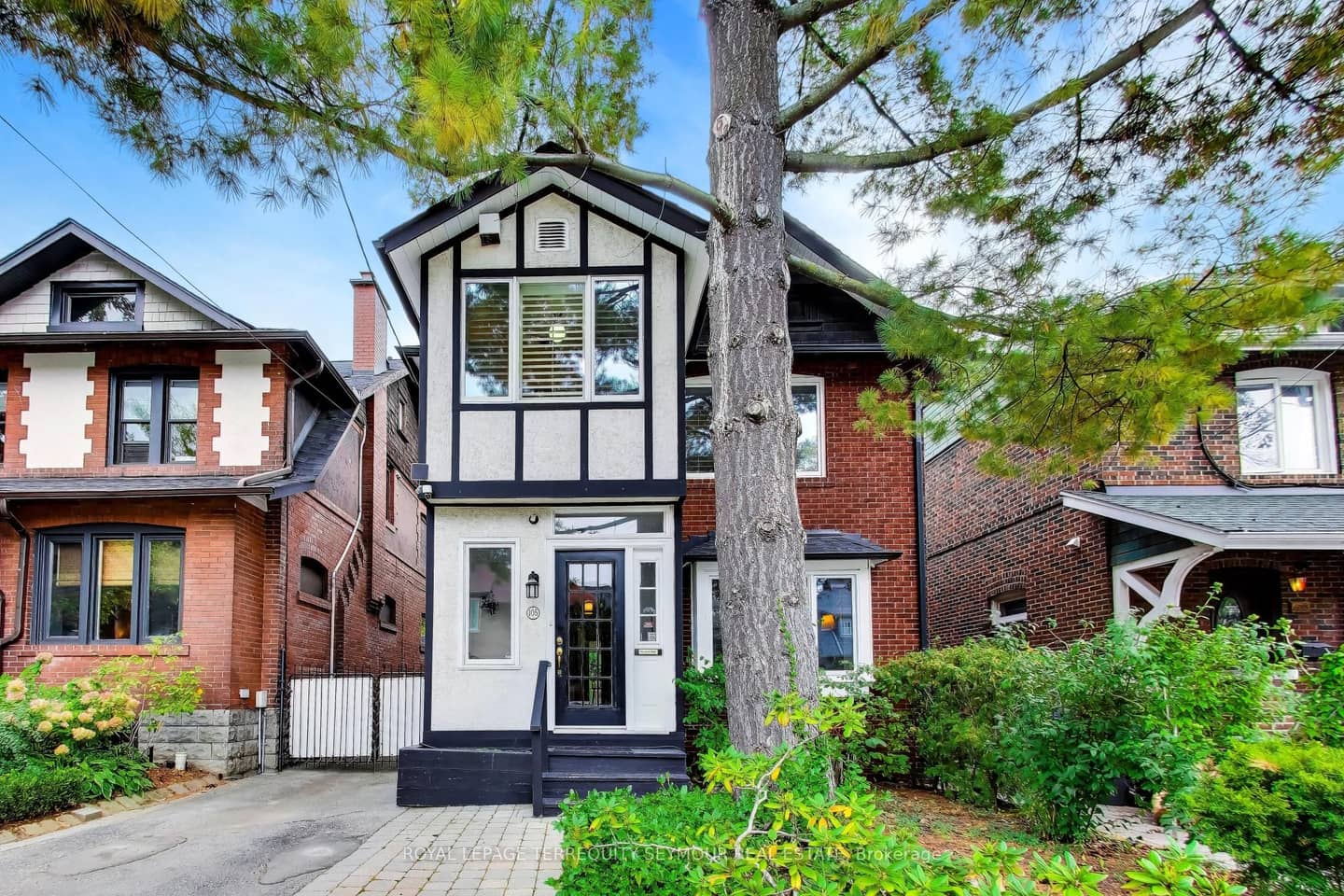 105 Clifton Road, Toronto, ON M4T 2G3