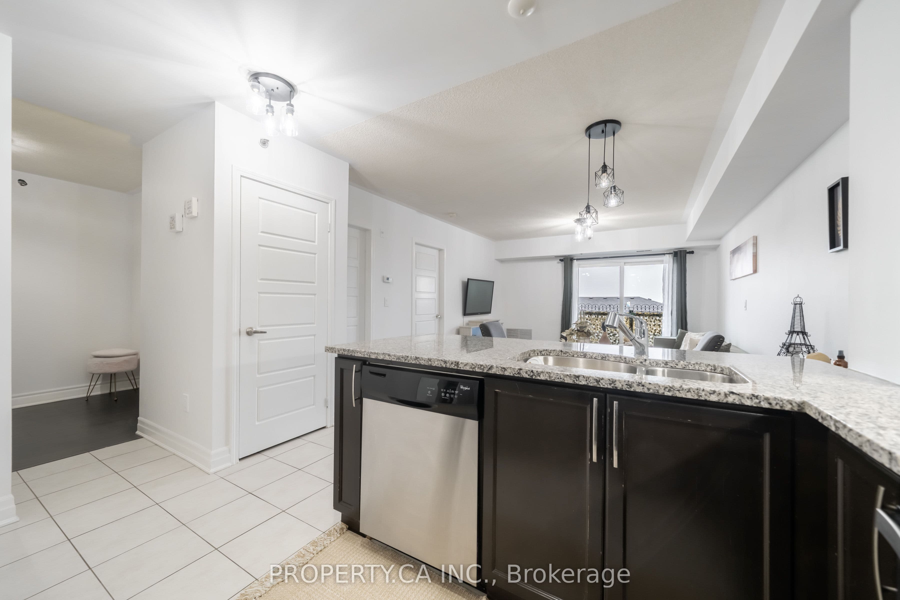 70 Baycliffe Crescent 412, Brampton, ON L7A 0Z5