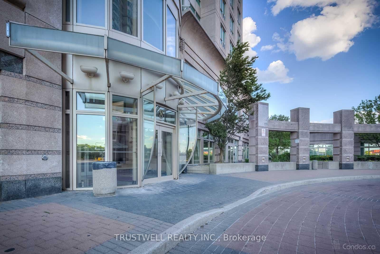 8 Lee Centre Drive 1509, Toronto, ON M1H 3H8