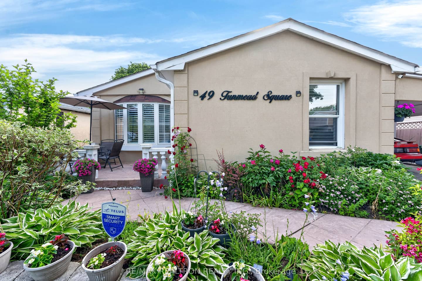 49 Tunmead Square, Toronto, ON M1B 1X1