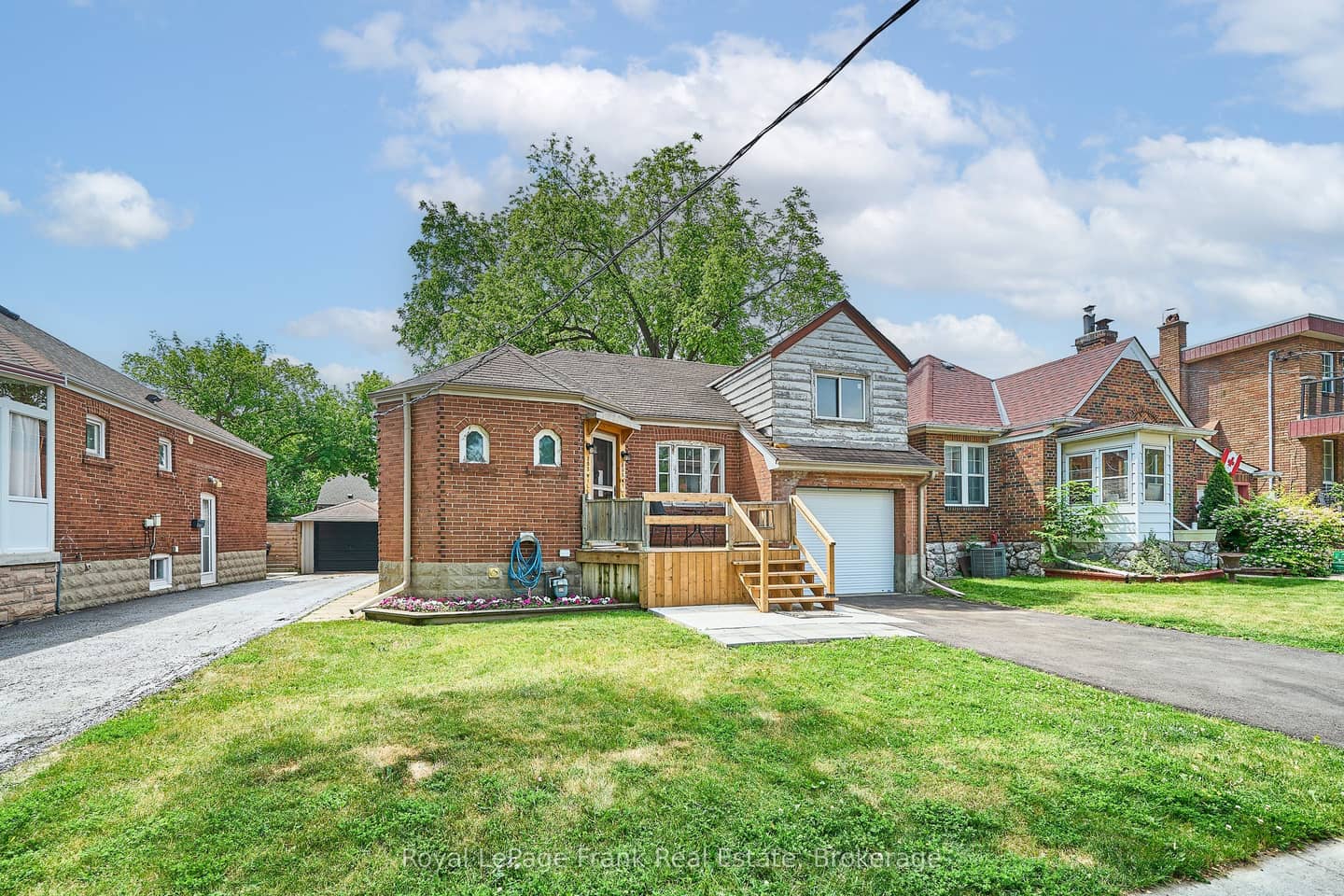 203 William Street, Toronto, ON M9N 2H2