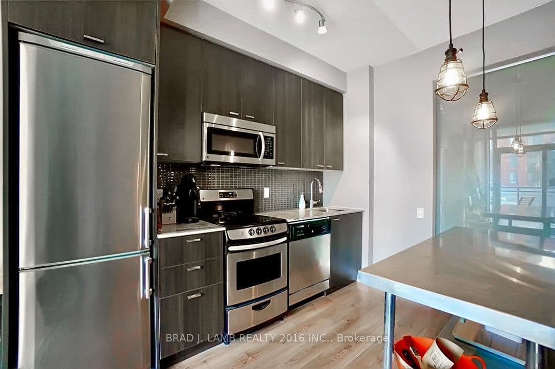 775 King Street W 809, Toronto, ON M5V 2K3
