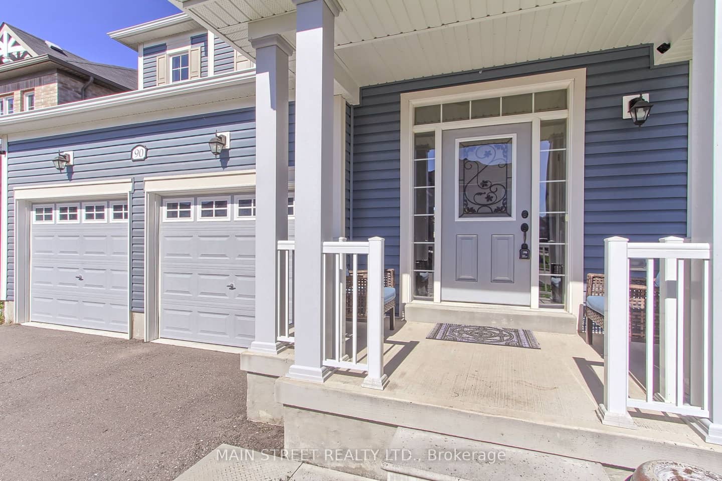 90 Kingknoll Crescent, Georgina, ON L4P 0H8
