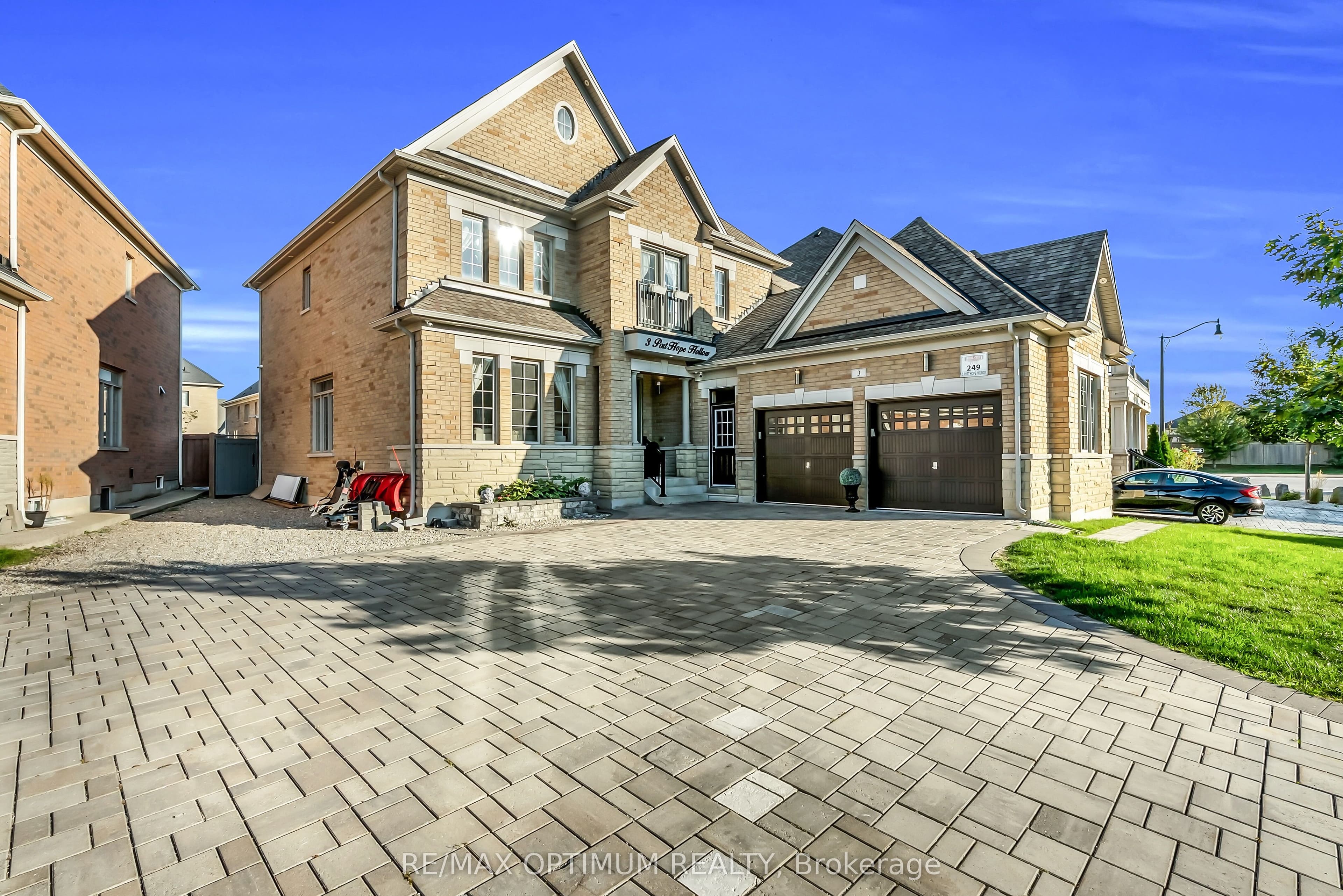 3 Port Hope Hollow, Brampton, ON L6Y 2Y9
