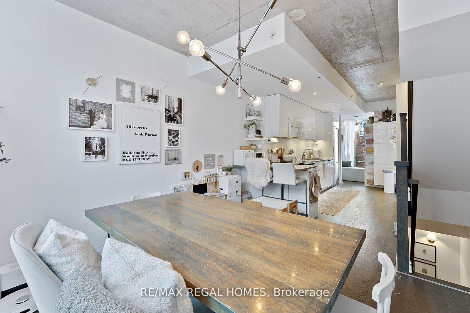 1238 Dundas Street E TH110, Toronto, ON M4M 0C6