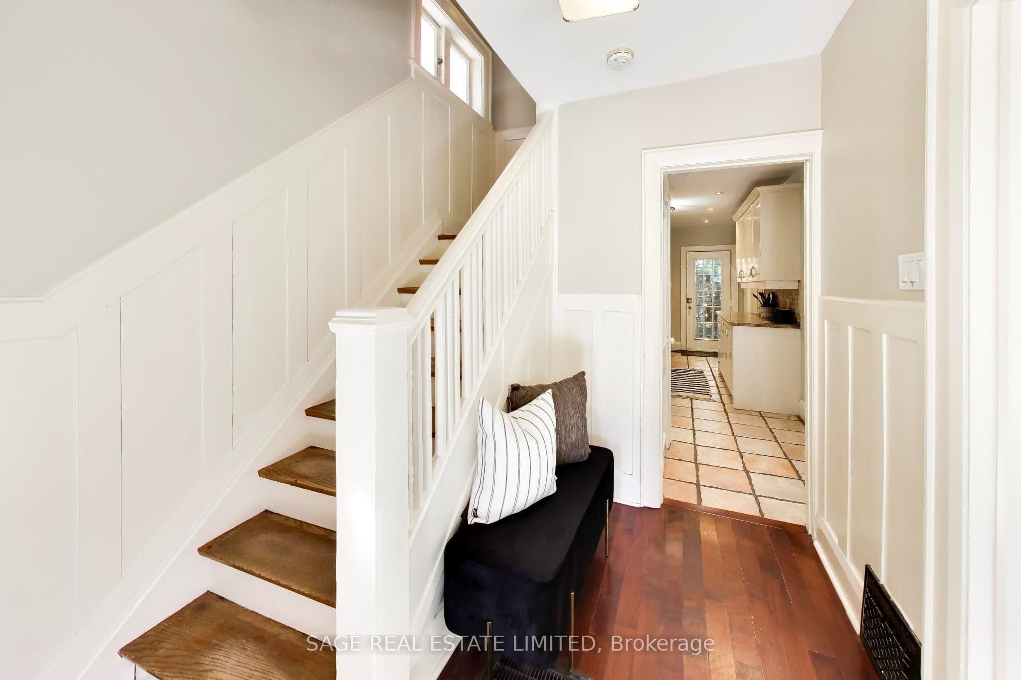57 Edith Drive, Toronto, ON M4R 1Z1