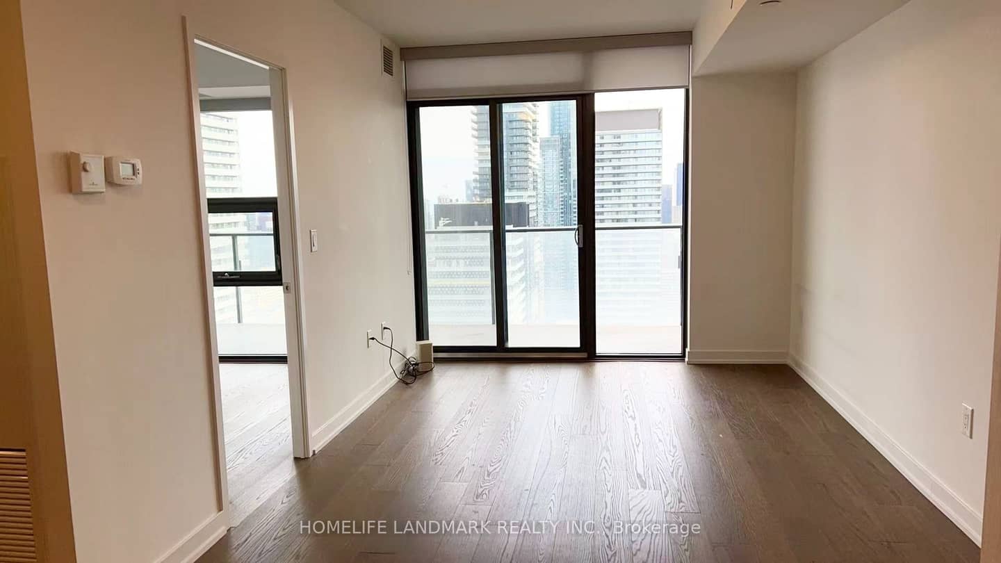11 Wellesley Street West W 4203, Toronto, ON M4Y 0G4