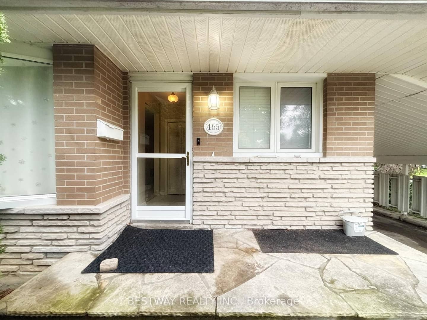 465 Humewood Avenue N, Oshawa, ON L1G 2T9