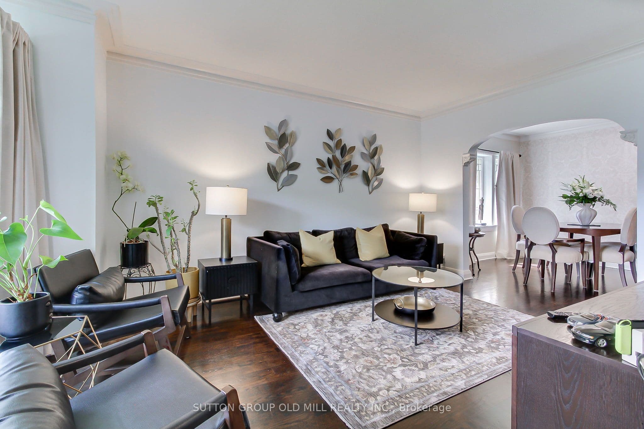 8 Lockheed Boulevard, Toronto, ON M9P 2H6