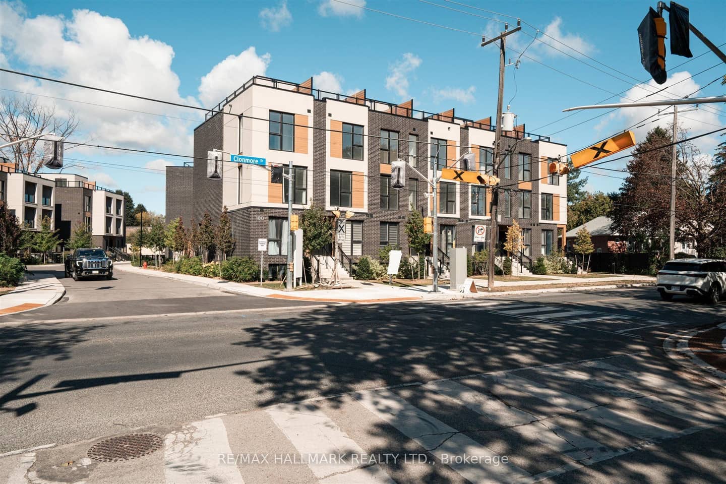 178 Clonmore Avenue 7, Toronto, ON M1N 1Y1