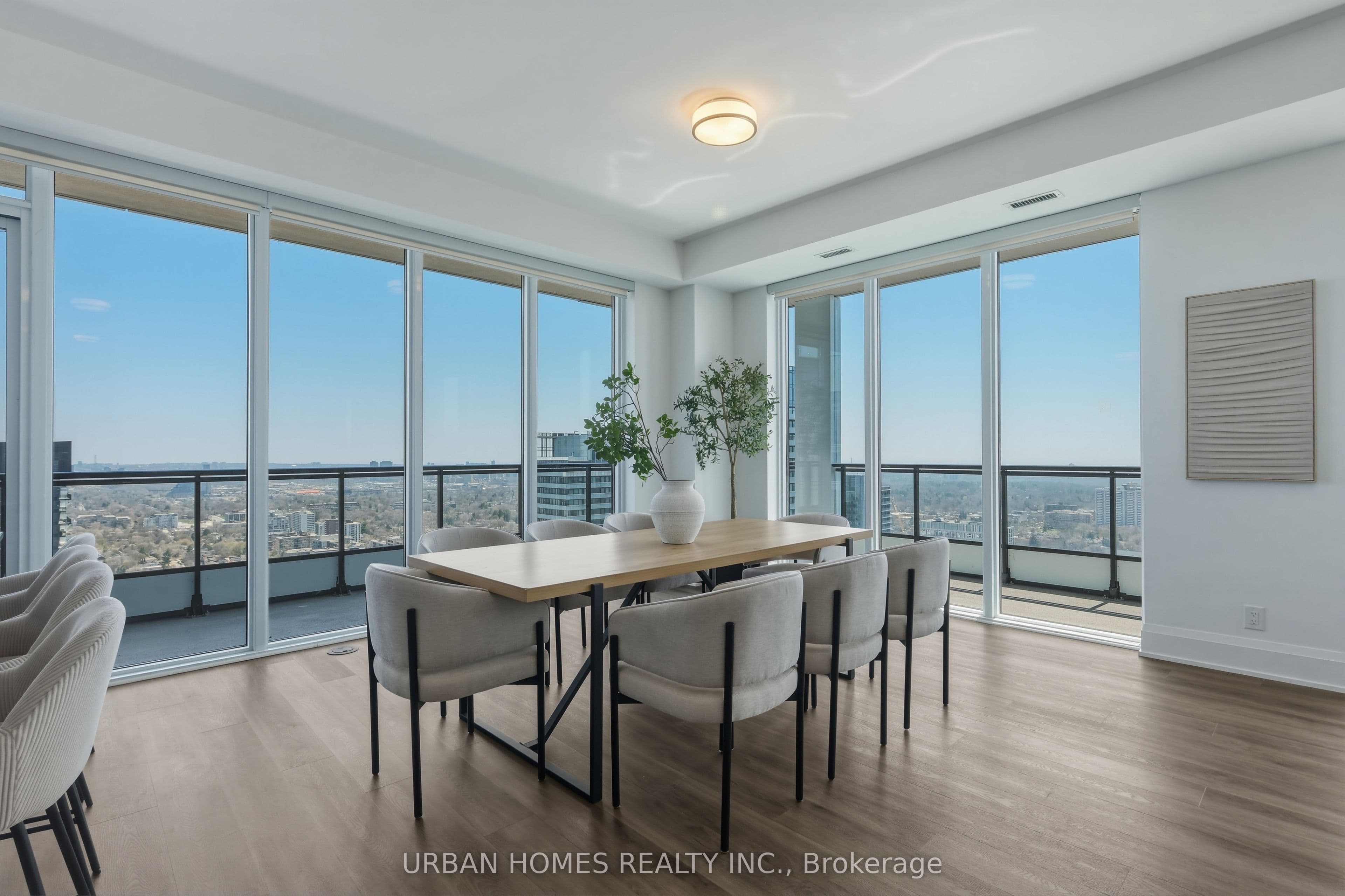 65 Broadway Avenue 3602, Toronto, ON M4P 1T9