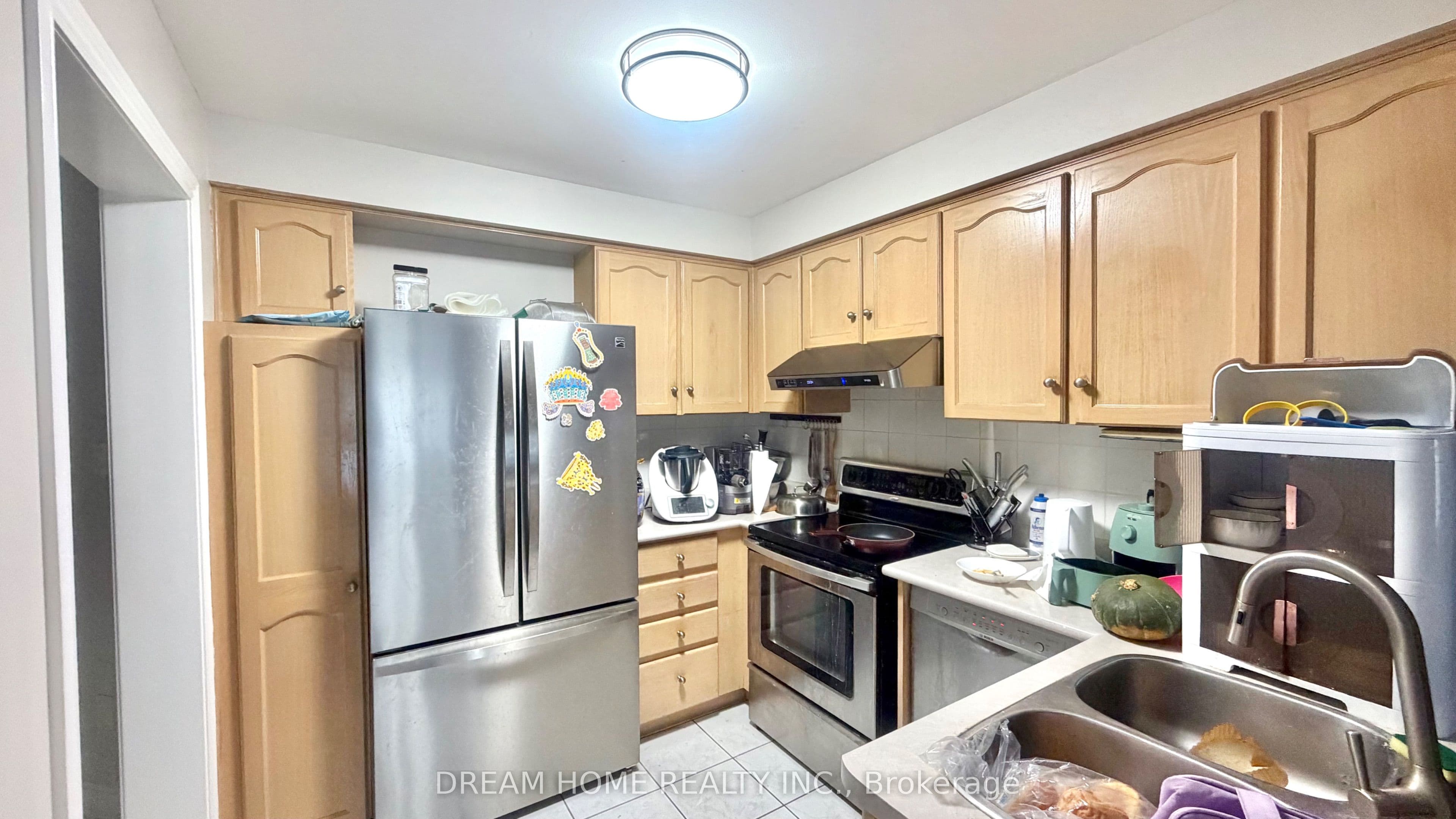137 Kimono Crescent, Richmond Hill, ON L4S 2A5