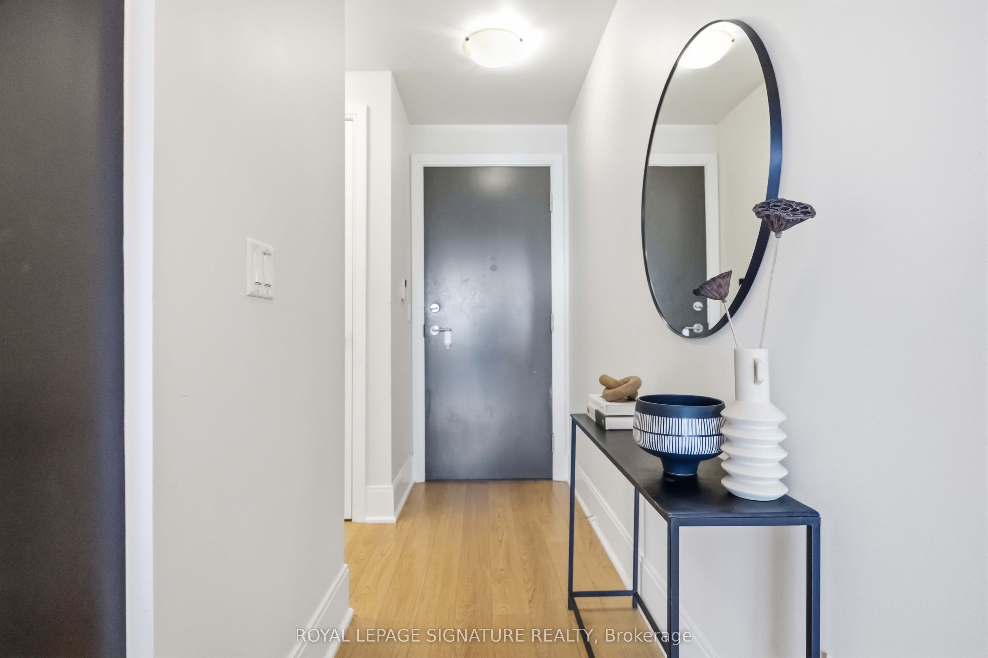 181 Wynford Drive 403, Toronto, ON M3C 0C6