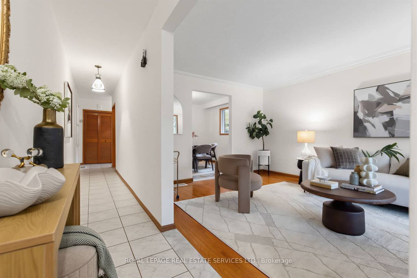 39 Albertus Avenue, Toronto, ON M4R 1J5