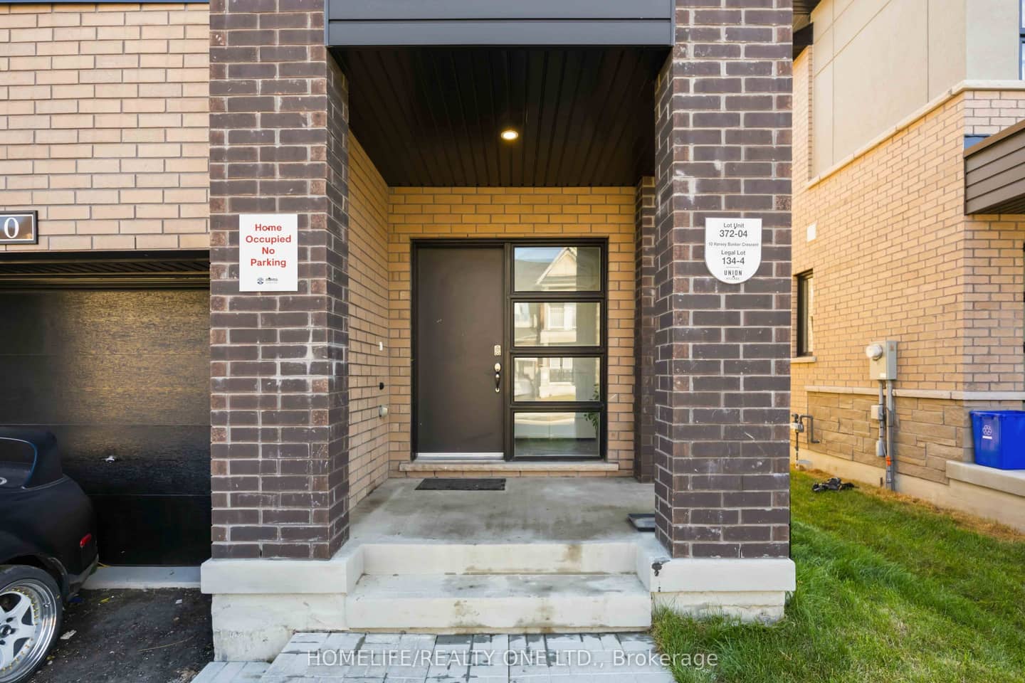 10 Harvey Bunker Crescent, Markham, ON L6C 3M7