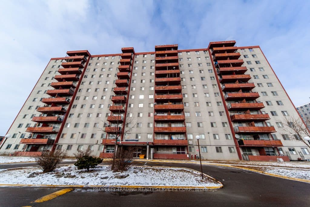 50 Lotherton Pathway 402, Toronto, ON M6B 2G8