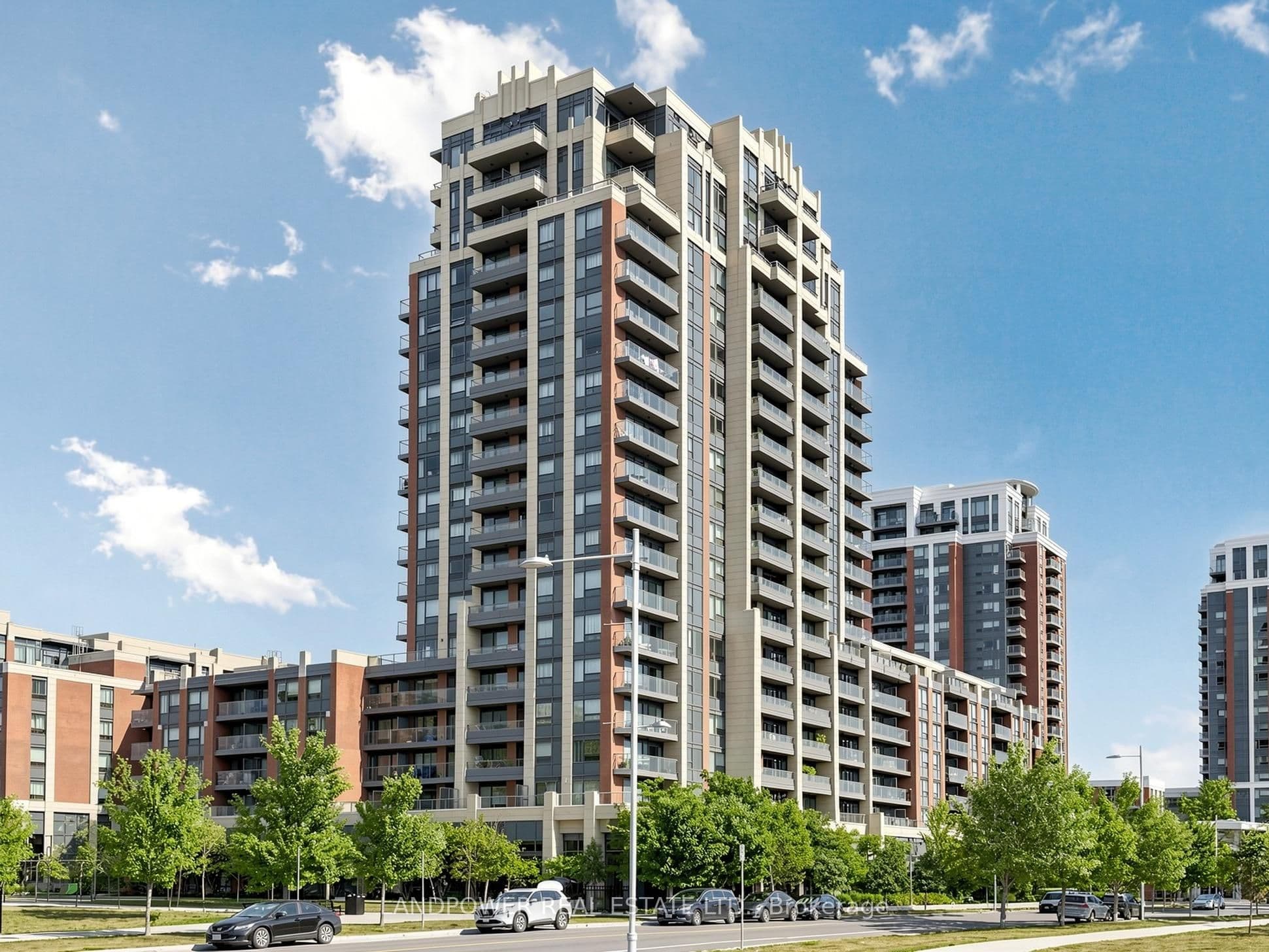 18 Uptown Drive 120, Markham, ON L3R 5M5