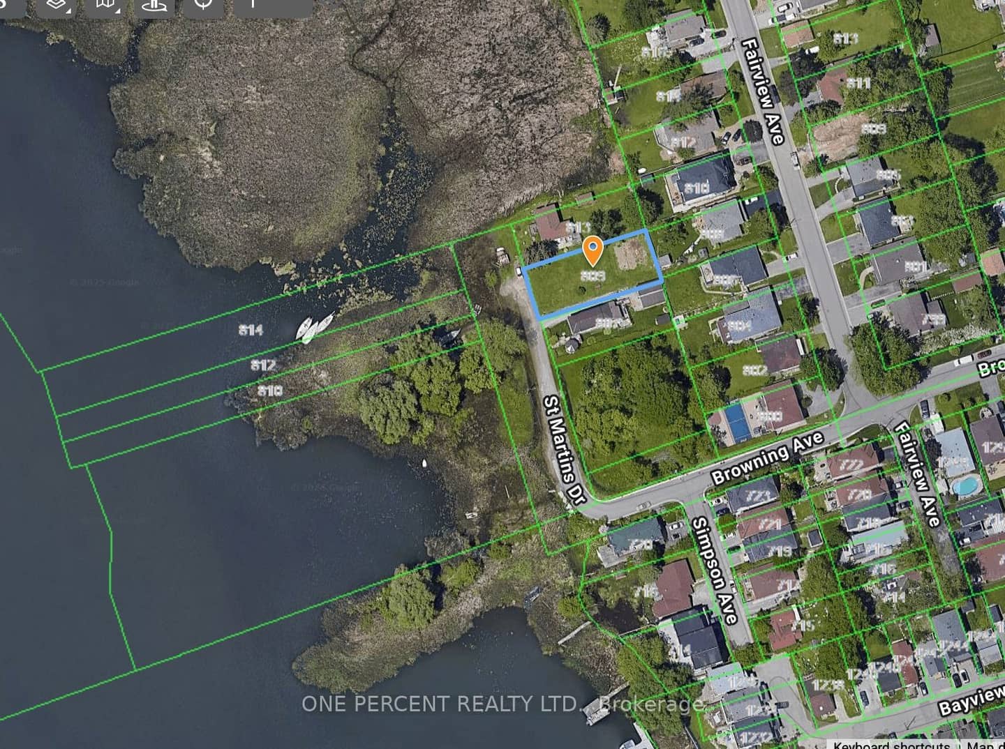 809 St. Martins Drive, Pickering, ON L1W 1N1