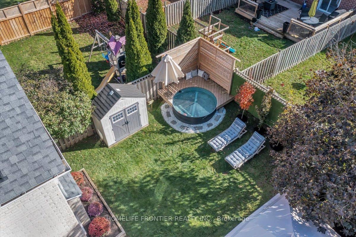 62 Russell Barton Lane, Uxbridge, ON L9P 1Z2