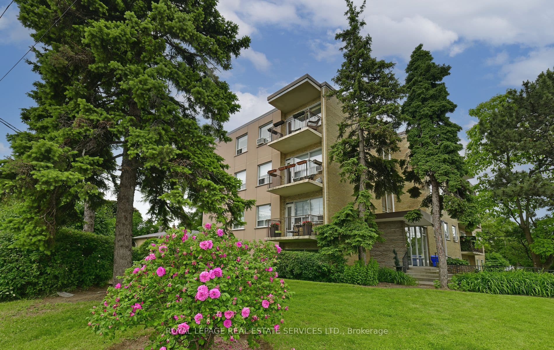 219 Wilson Avenue 403, Toronto, ON M5M 3B2