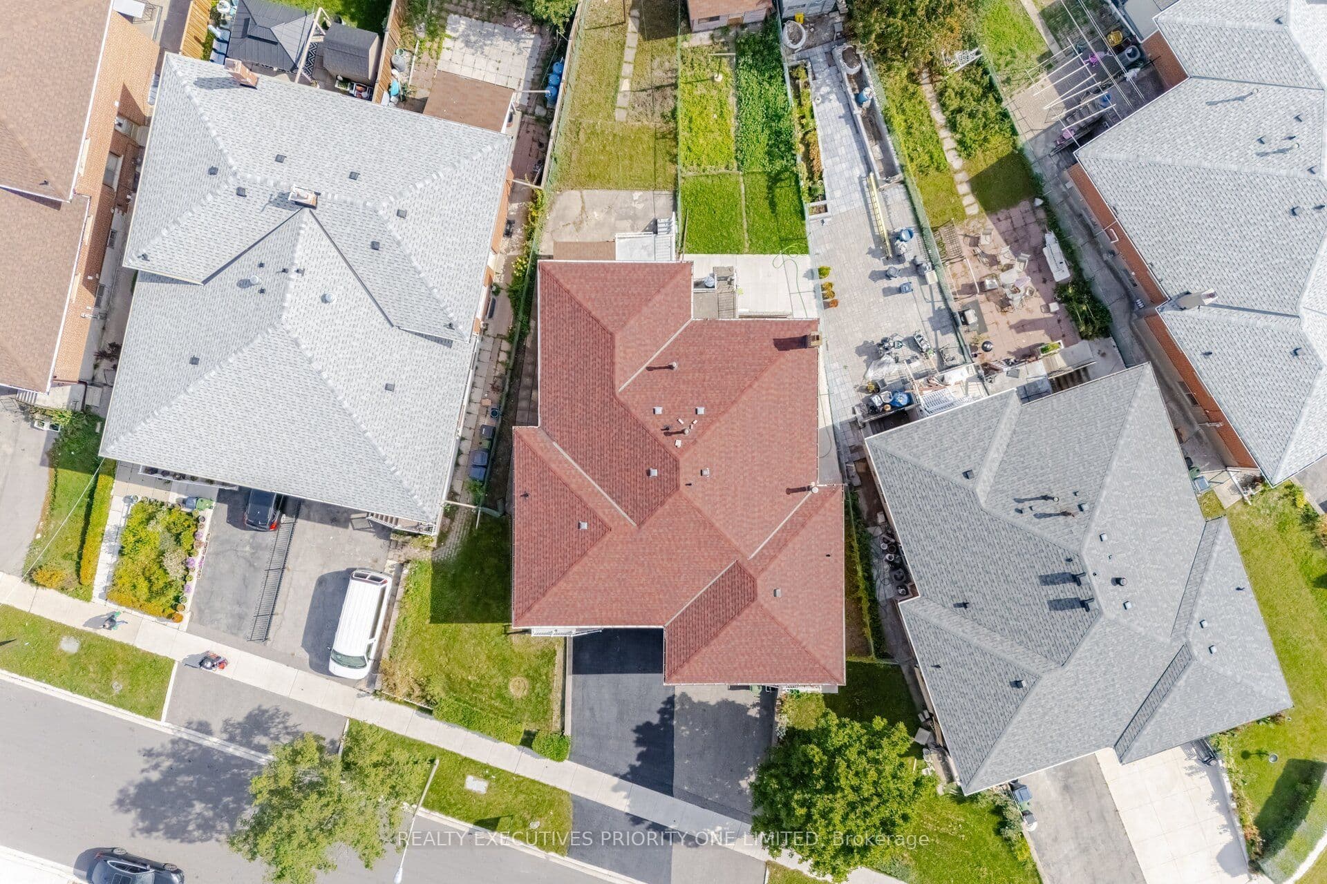 43 Elana Drive, Toronto, ON M3N 2C1