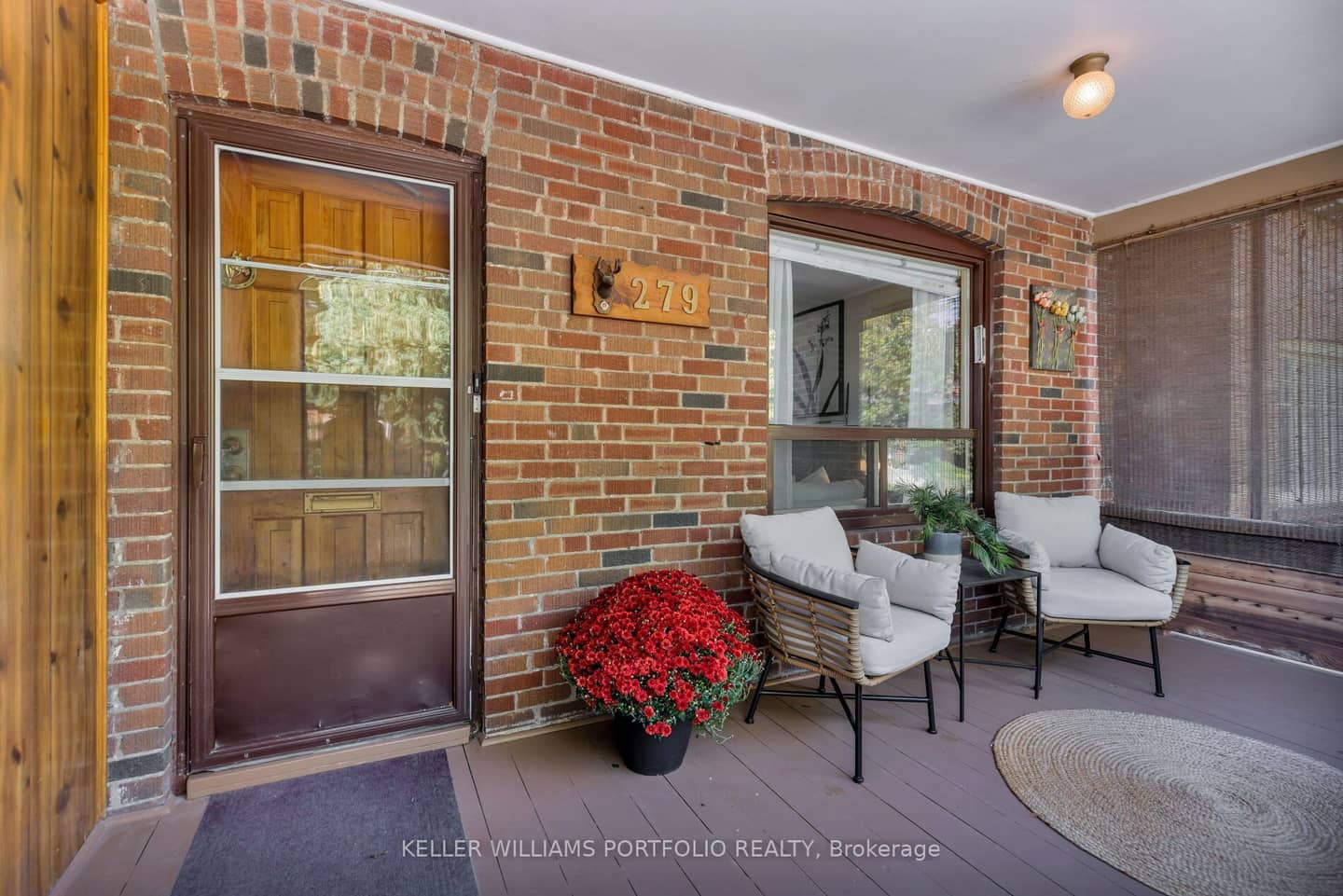 279 Garden Avenue, Toronto, ON M6R 1J4