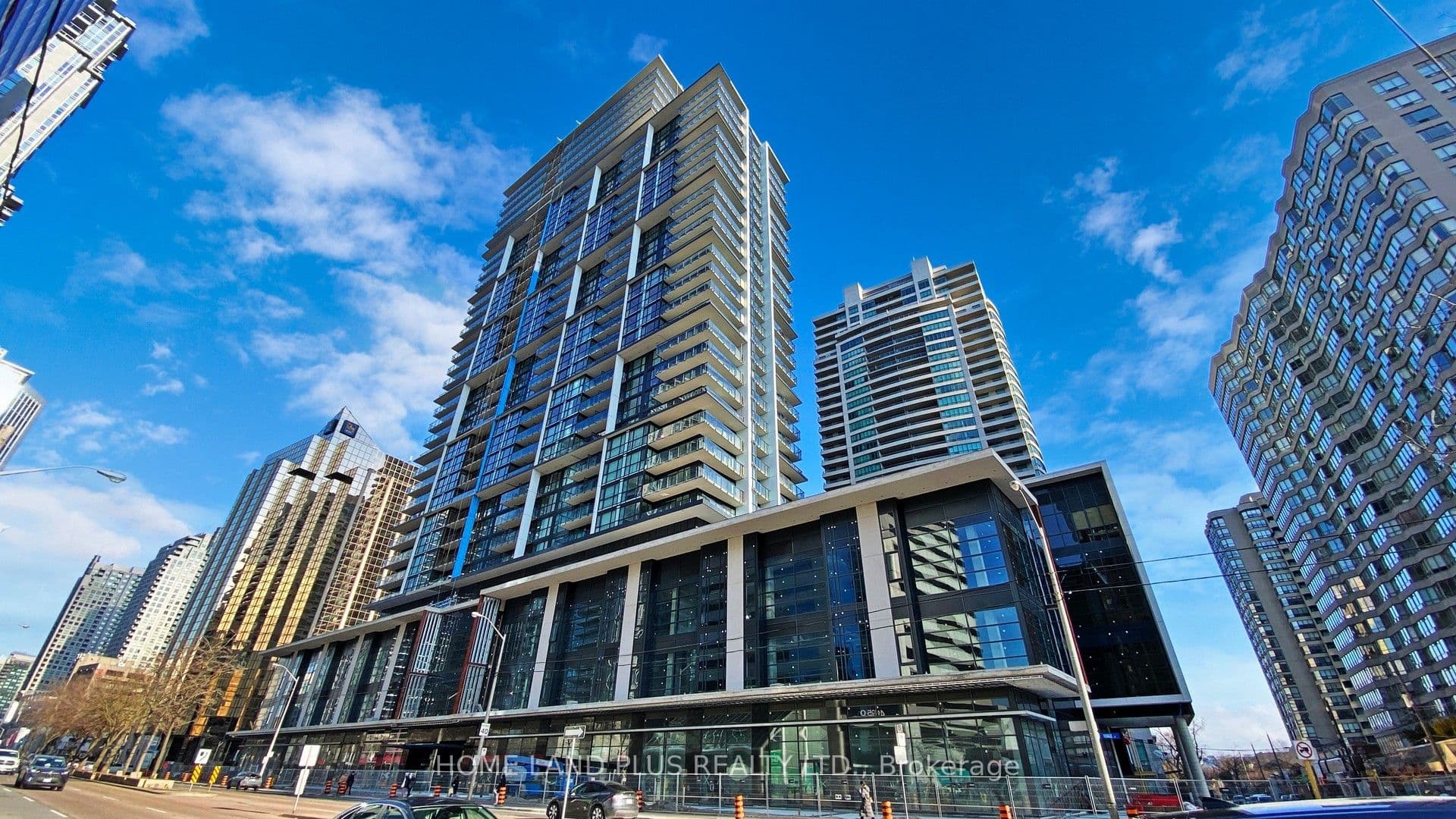 4955 Yonge Street 2202, Toronto, ON M3N 0L8