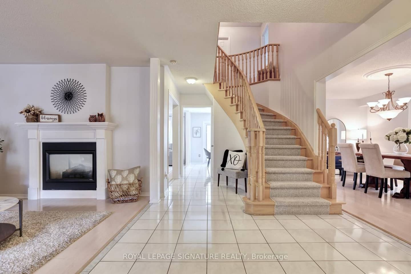 5474 Middleport Crescent, Mississauga, ON L4Z 3V2