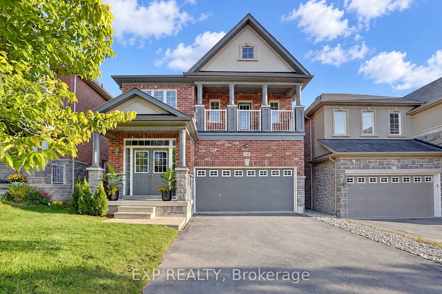 240 Aspenwood Drive, Newmarket, ON L3X 3K7
