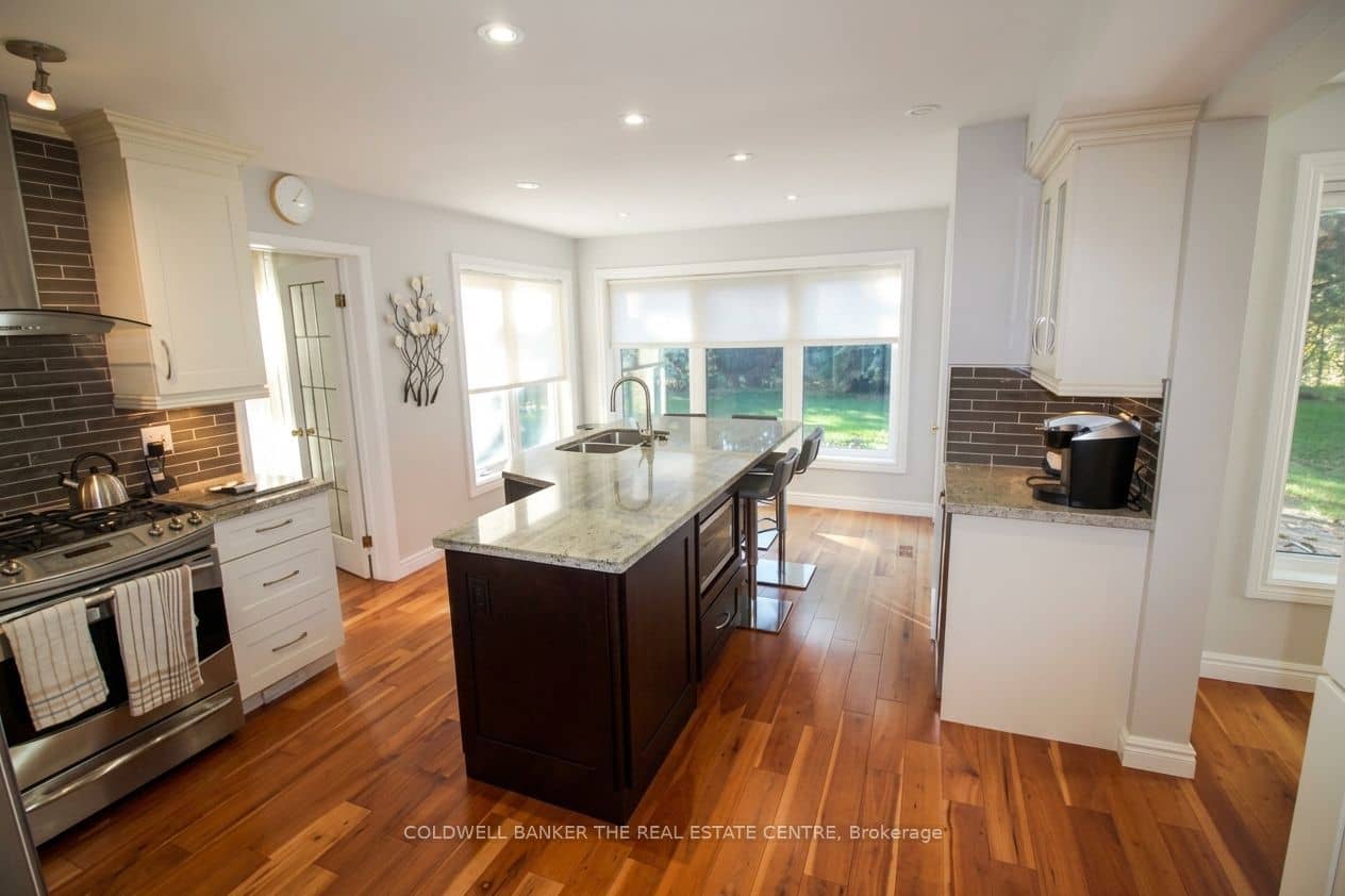 11 Ramsden Crescent, East Gwillimbury, ON L0G 1V0
