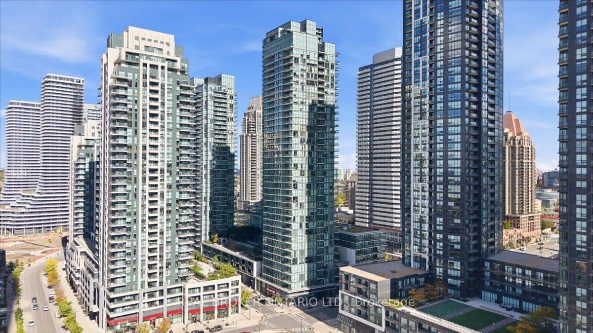 4065 Brickstone Mews 805, Mississauga, ON L5B 0G3